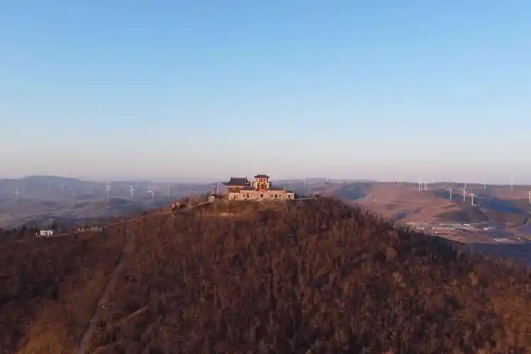 山东潍坊安丘市摘月山冬日暖阳风光无限好