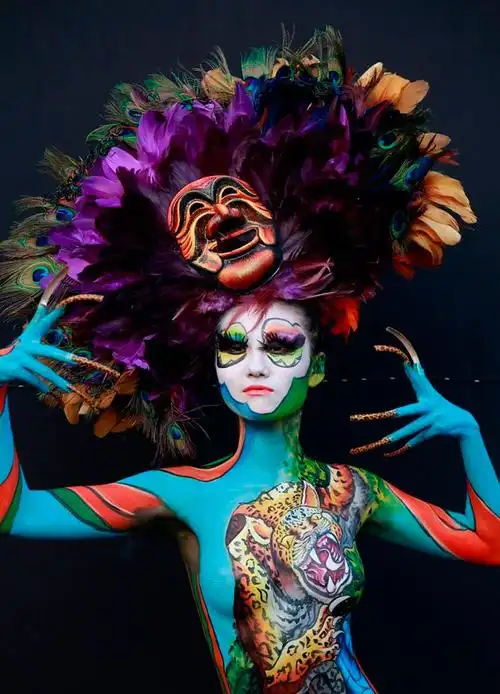 2012年的韩国国际艺术节的人体艺术