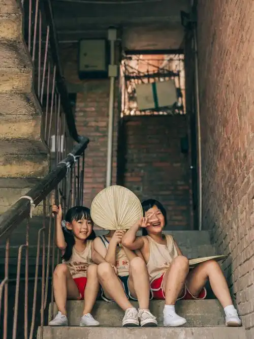 复古80后怀旧儿童写真蒲扇弹珠纸画