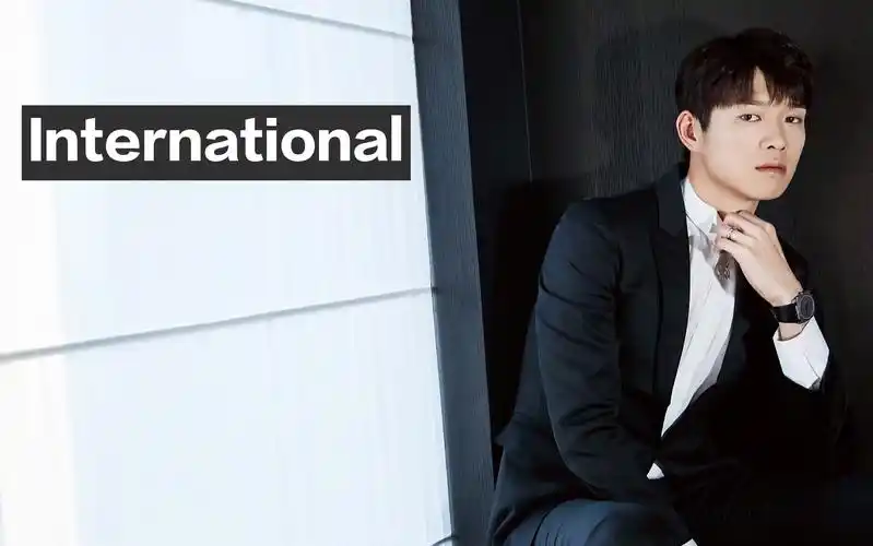 【魏大勋】宇宙最强语言合集(东北话台湾腔粤语俄语泰语韩语法语英语)