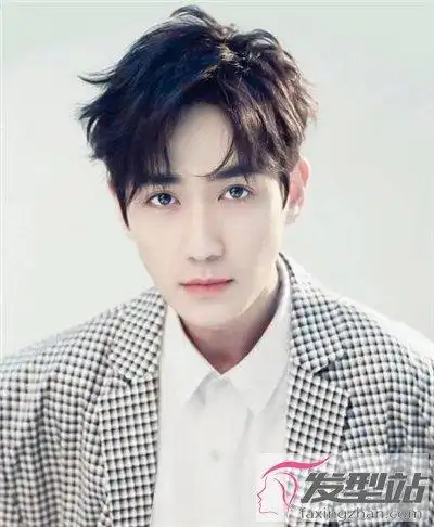 男生四六分心形刘海 别具一格简直帅到爆表