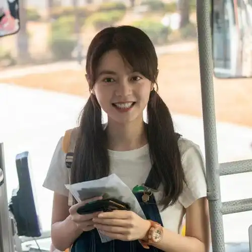 赵今麦在开端里终于换衣服了##电视剧开端