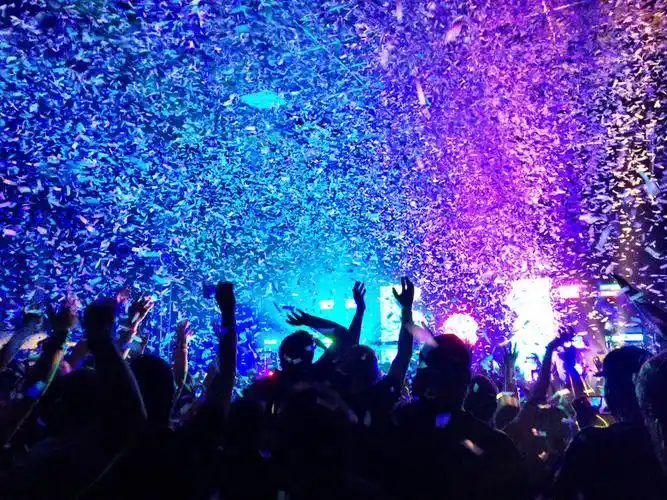 激情四射的演唱会现场摄影高清jpg格式图片下载_熊猫办公