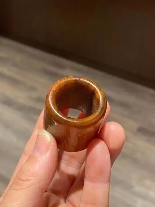 用肉眼最快鉴定犀牛角的方法 - 知乎