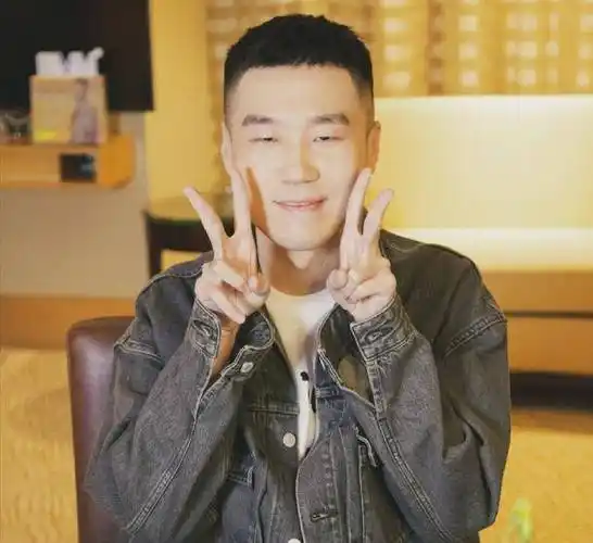 一起养生一起浪,德云社杨九郎去直播,怎么都离不开的秋裤梗_环节_观众