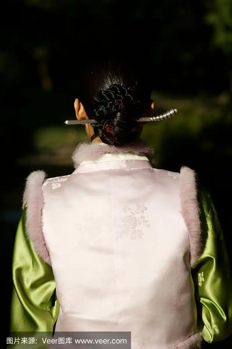 韩国女性在韩服-发型特写