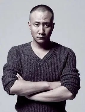 中文名:胡军别名:国 籍:中国民族:满族出生地:北京职 业:大陆男星星座