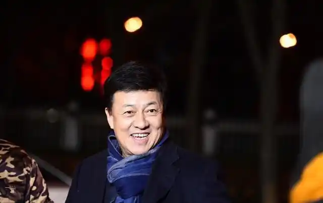 海政副团长吕继宏享用政府特殊津贴不结婚私自却有一个嗜好