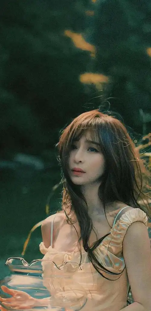 王心凌揭秘:舞台闪耀背后的颜值与身材秘诀