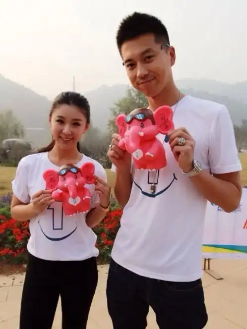 王雷对李小萌一见钟情夫妻两不炒作却把生活过得有滋有味