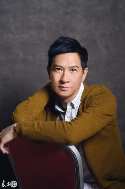 张家辉写真(图片来自东方ic)"