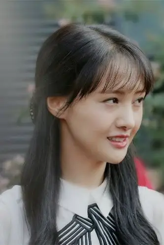 《微微一笑很倾城》郑爽剧照手机壁纸