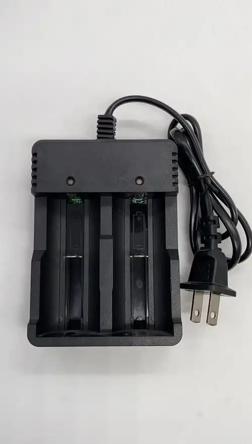 18650充电器26650 16340锂电池智能充电器双槽带线双充充电器4.2v