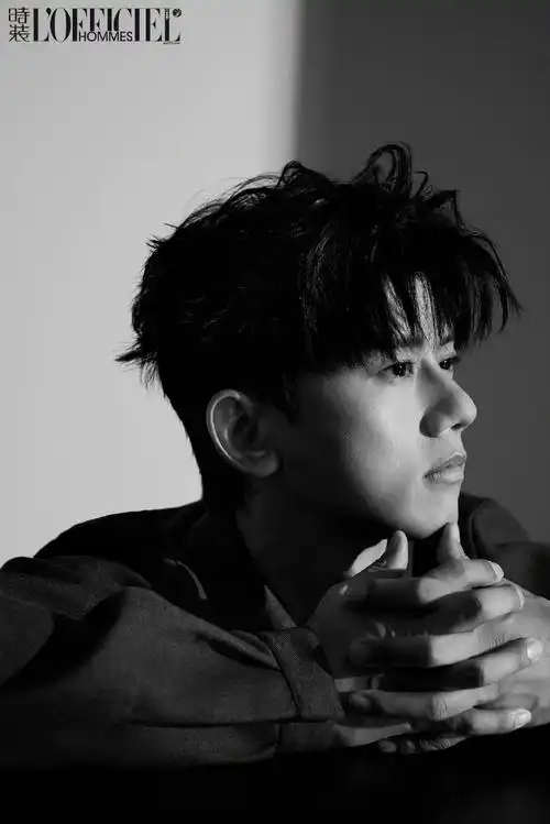 张杰平行空间追光大片##张杰时装男士十一月封面