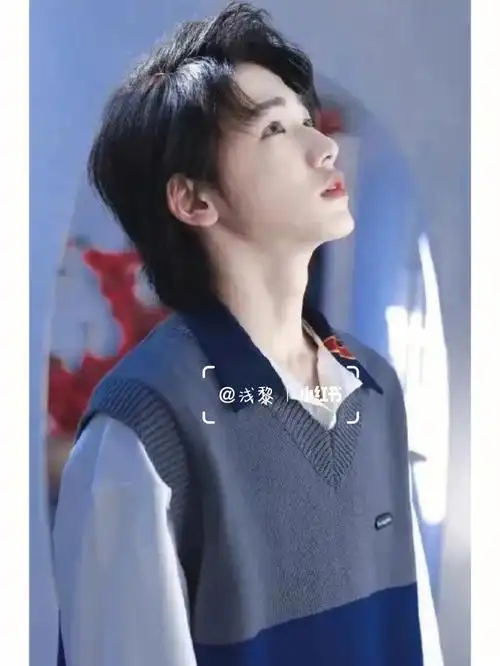 颜值超高的宋亚轩头像啊