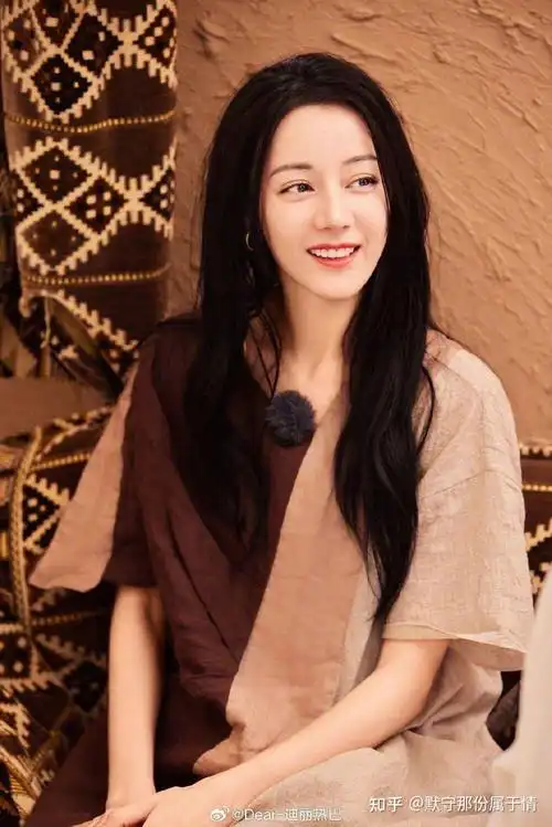 明星迪丽热巴和其他明星相比,颜值如何? - 知乎