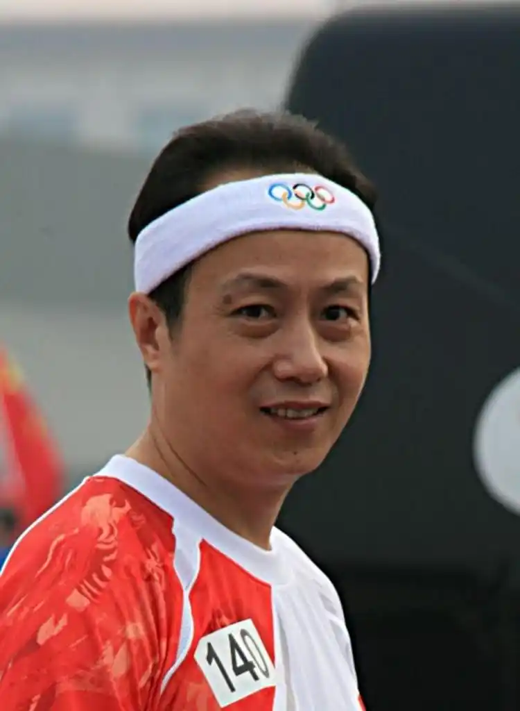 标题:永恒怀念敬爱的罗京老师