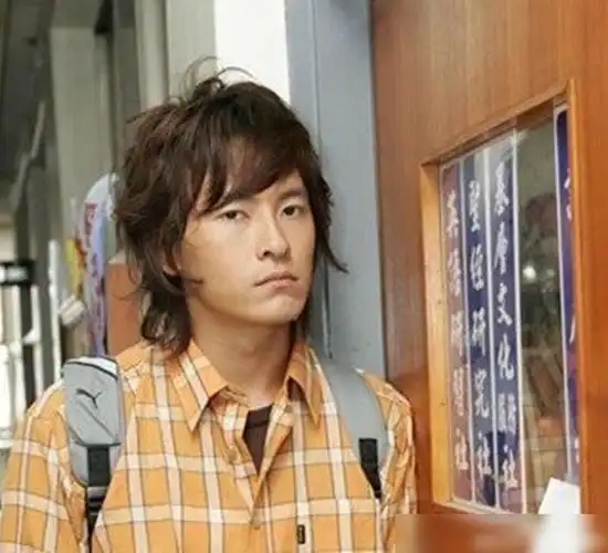 《恶作剧之吻》过去15年,林依晨隐退娱乐圈,郑元畅却热度不减!