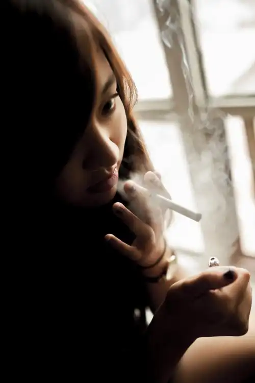 【自信映画】给我一支烟