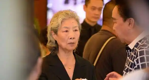 "老戏骨"吕中:儿子是导演,儿媳是影后,女儿更是国人骄傲