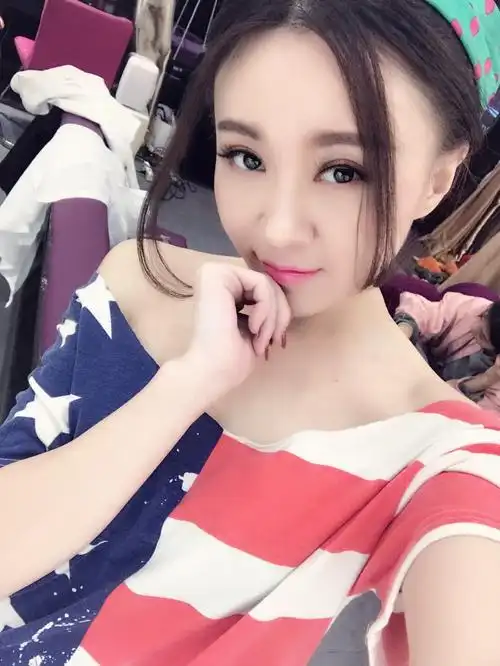 小女友照片_小女友相册大全-yy官方