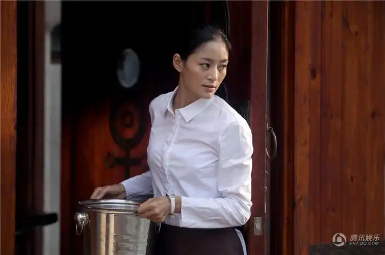 第二次王媛可变抹布女上演妻子的诱惑