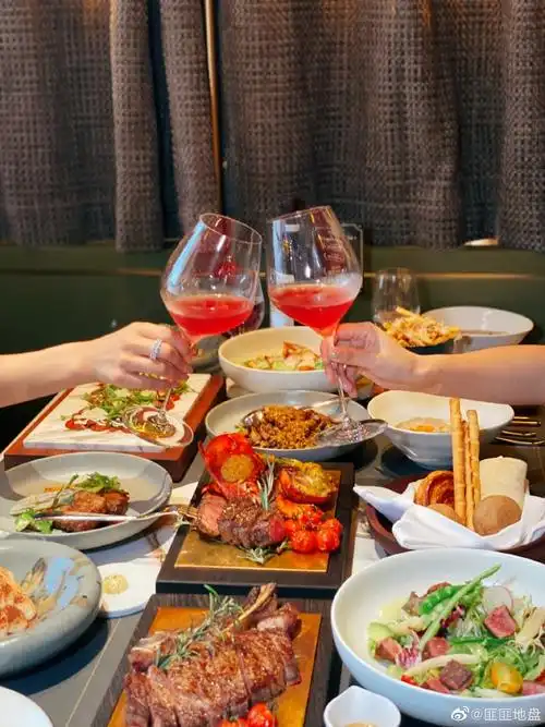 仪式感9994成都最具代表的高级西餐厅落户重庆,和男朋友的约会