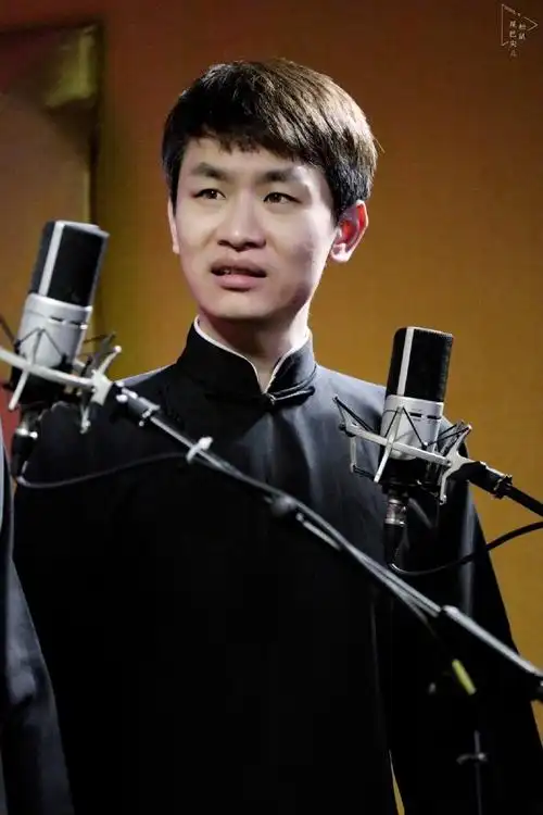 抱图前看看简介