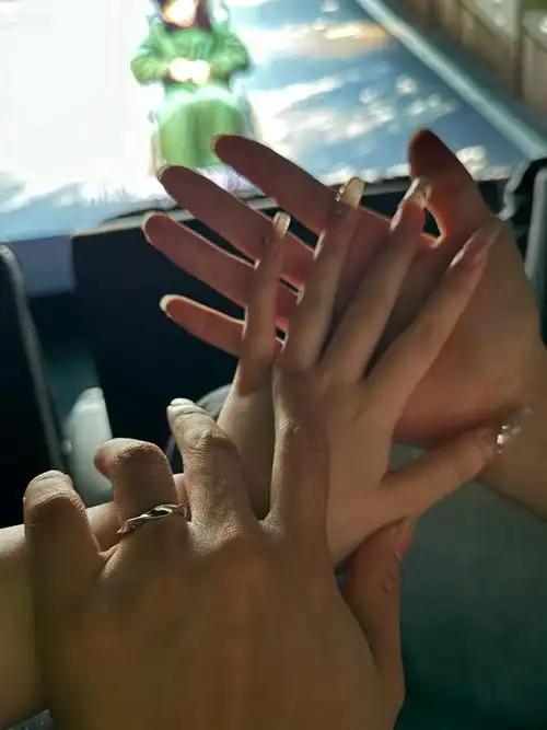 手牵手～爱的承诺