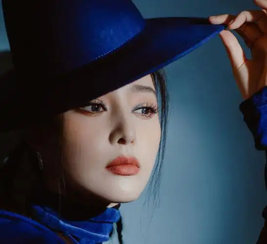 而结局却是崔永元没想到的,范冰冰倒下了,而冯小刚和王中磊,王中军