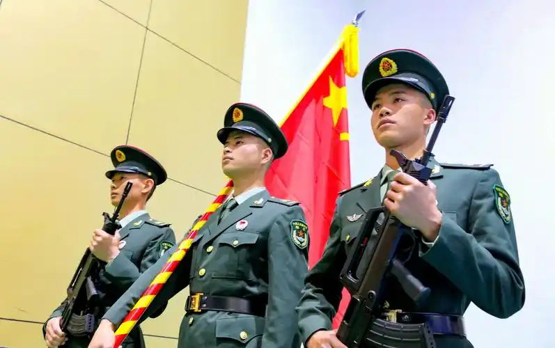 最美的青春只为军旅