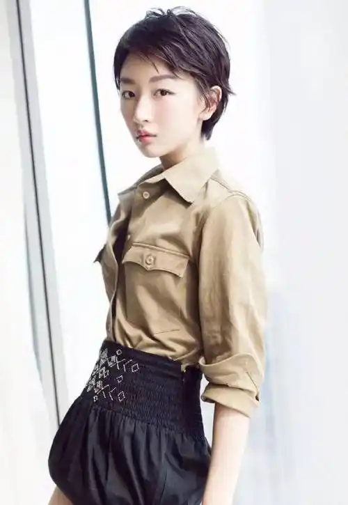 高颜值的短发女星,欣赏之际,意夺神摇_内地_中国_毕业