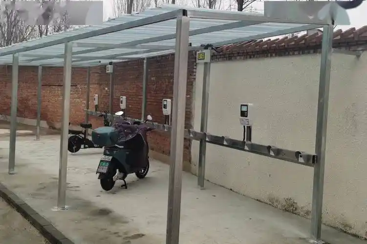 我为群众办实事七十五北房镇新增9个电动自行车充电车棚解决居民实际