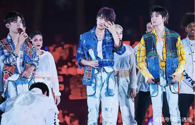 但几乎全部是免费给粉丝观看,而tfboys组合七周年演唱会显然不会免费