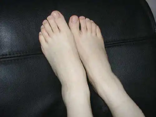 女人的脚:越文艺越"恋足"吗?