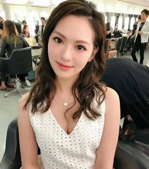 望用工作证明自己,tvb力捧小花冯盈盈暗讽旧爱闪婚:容易出事