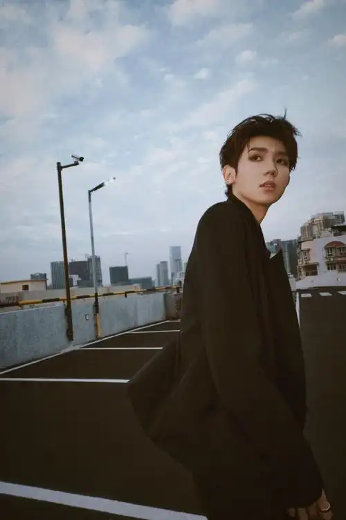 王源看我们如何相遇vlog##王源2024龙行绛气