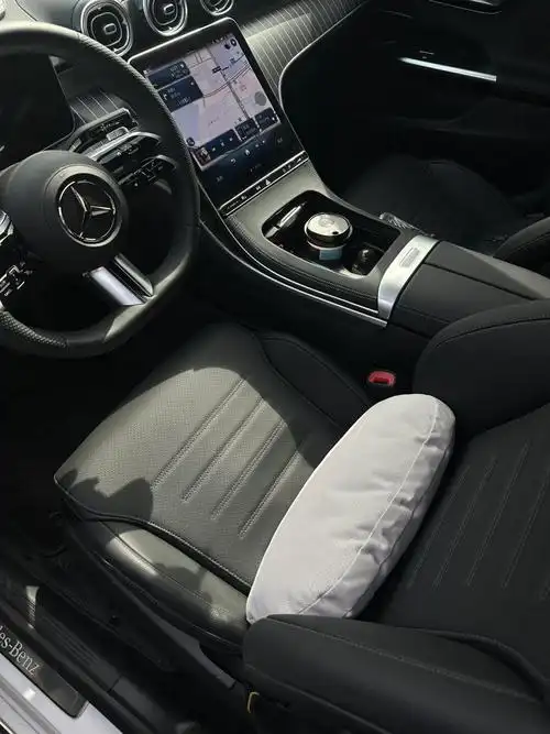 喜欢奔驰白色内饰的姐妹快进来!_玛奇朵社区_易车社区