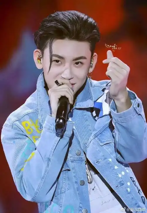 北京台春晚首波阵容##小鬼北京台春晚比心翻车现场##北京台春晚