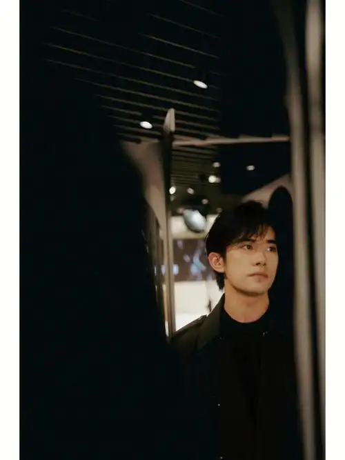 日常修图易烊千玺