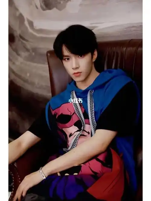 欢迎留言 私信我也可以~看到的都会回复!感谢大家支持!#刘耀文