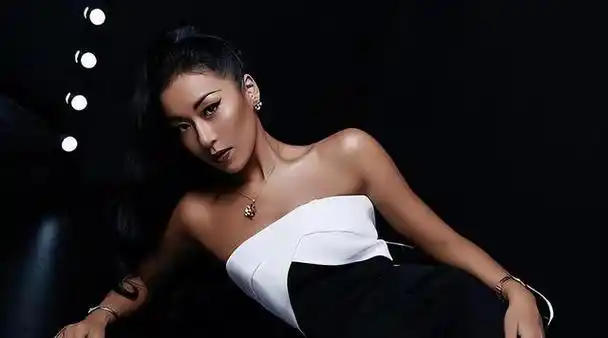 插足他人损人利己醒醒吧吉克隽逸唱歌不是你的遮羞布