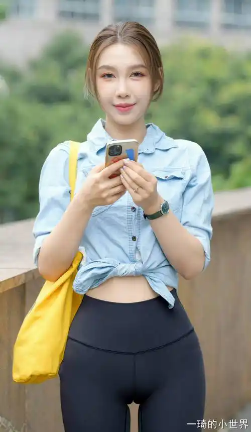 当好身材的女生,穿上紧身瑜伽裤之后 - 头条在线