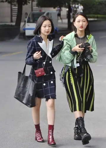 2021年春夏时装周街拍