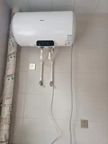 海尔(haier)电热水器60升家用正品全自动储水式洗澡速热 卫生间热水器