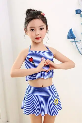 2022新款儿童泳衣时尚立体绣花可爱小女孩泳衣分体连体式泳装批发