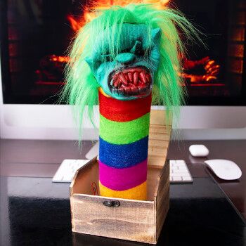 整蛊玩具整蛊恶搞男友道具整人搞怪吓唬人的恐怖小玩具盒子生日礼物