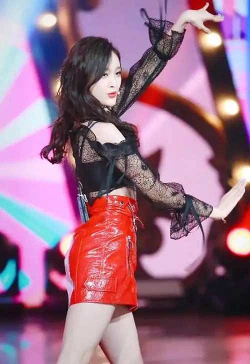 火箭少女101成团发布会取消,吴宣仪孟美岐将回归宇宙少女?