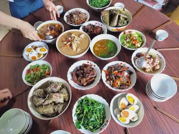 娘家,11天后收到多条语音|张罗|想家|饭菜|女子过年想回娘家_网易订阅