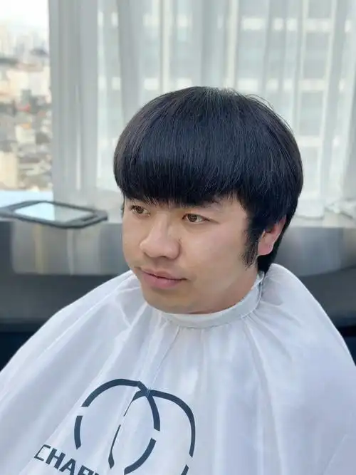 圆脸,锅盖头,设计发型剪完后有没有直接像换了个头#纹理三七分